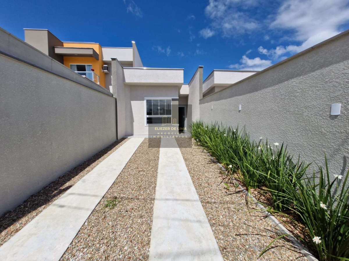 Casa geminada à venda com 2 quartos - Jaraguá 99,Jaraguá do Sul