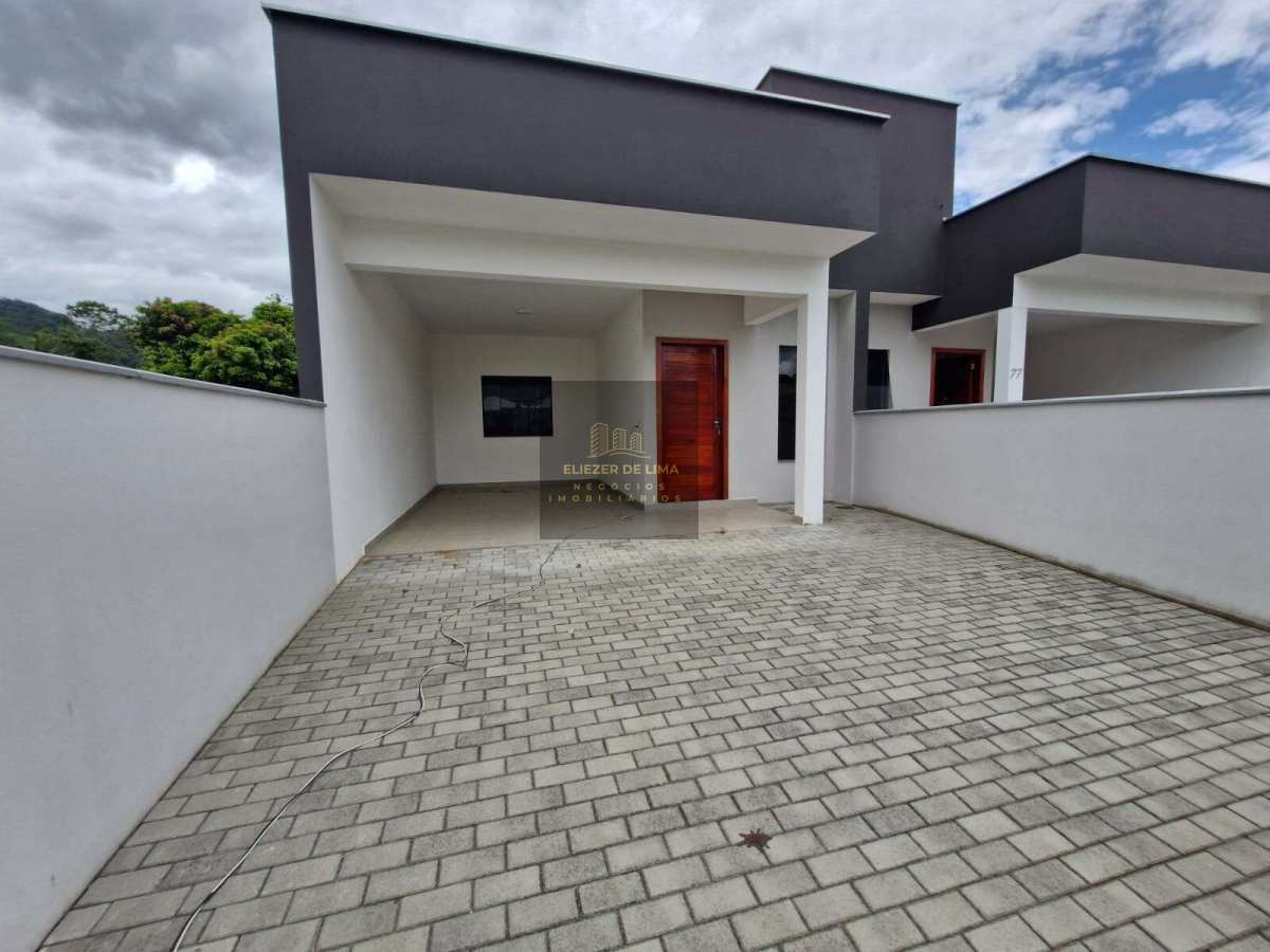 Casa geminada à venda com 3 quartos - Rio da Luz,Jaraguá do Sul