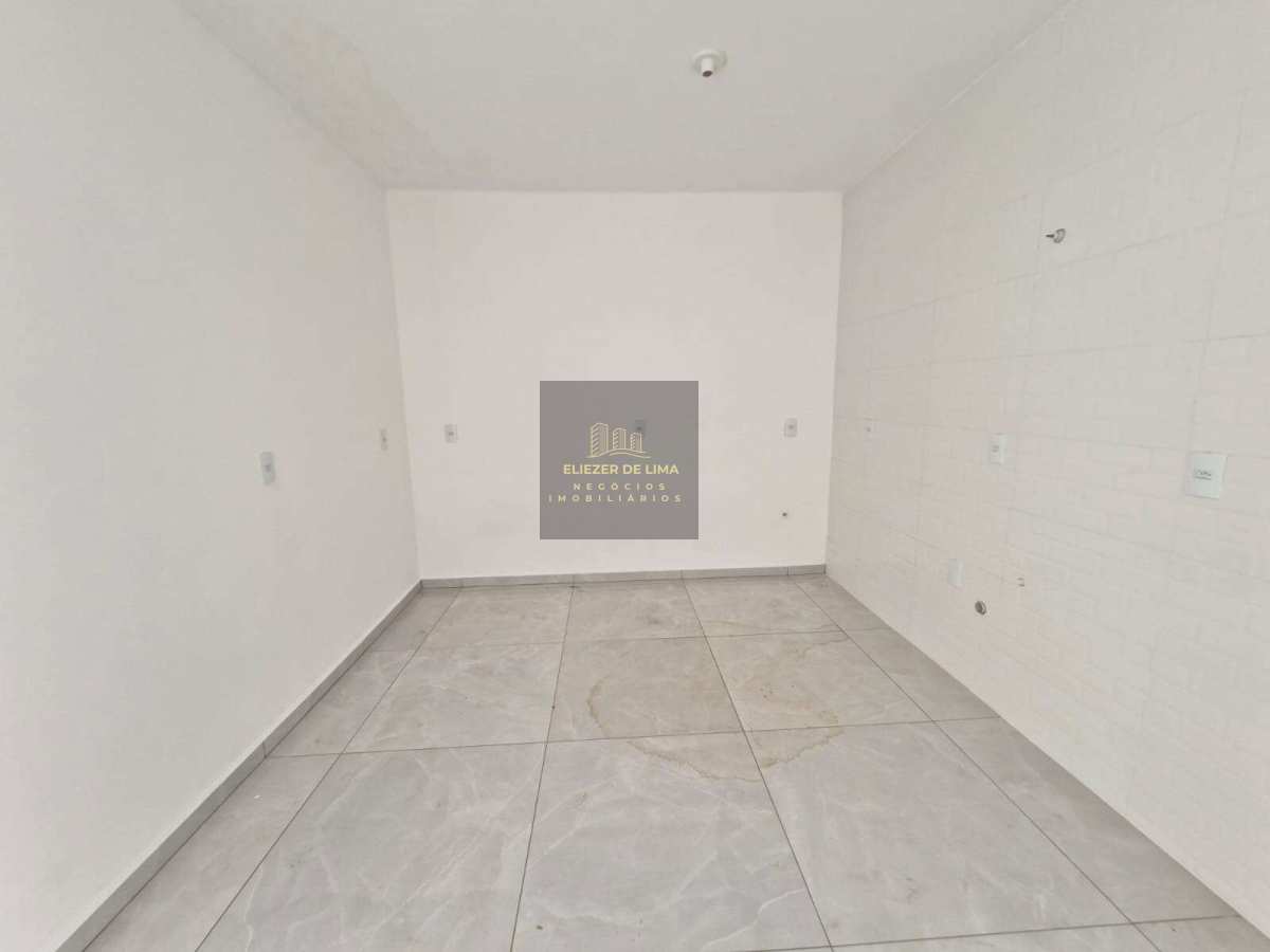  - Casa geminada à venda em Jaraguá do Sul, Três Rios do Norte, com 2 quartos, 52m²