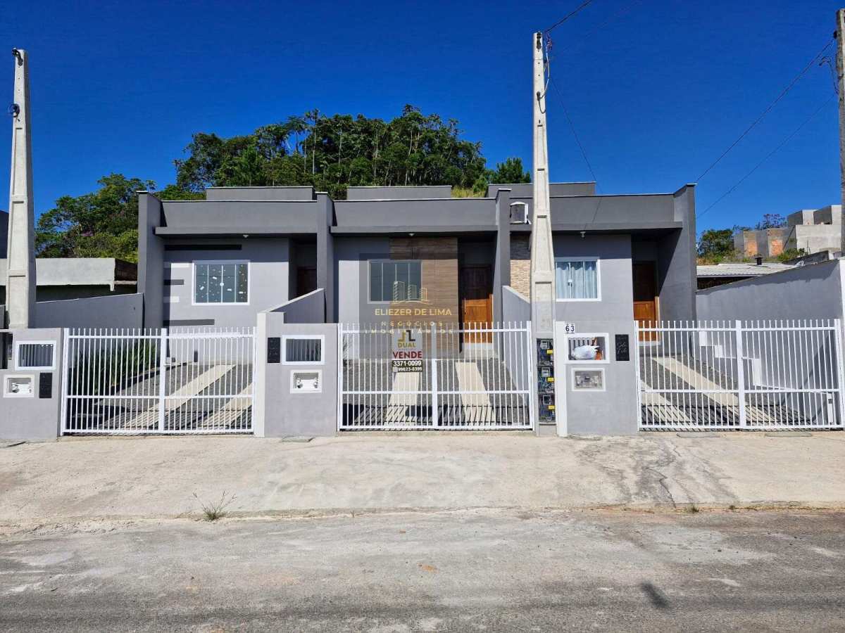 Casa geminada à venda com 2 quartos - Três Rios do Norte,Jaraguá do Sul